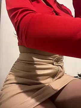 DulceMya6 online show from June 28, 2026, 3:02 am