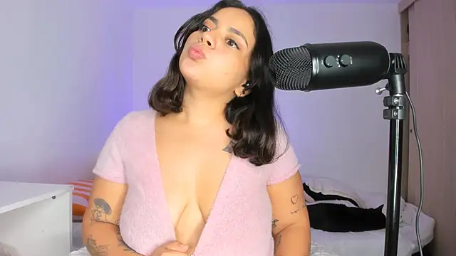 Snapshot of susy_angel chatting on March 25, 2026, 11:58 pm susy angel online show from March 25, 2026, 11:58 pm