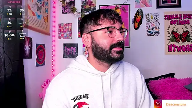 Snapshot of johnnyalx chatting on February 2, 2026, 7:13 pm johnnyalx online show from February 2, 2026, 7:13 pm