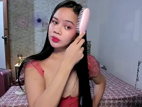 Snapshot of Hebefemme chatting on September 8, 2025, 7:13 pm Hebefemme online show from September 8, 2025, 7:13 pm
