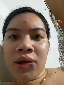 Snapshot of Hebefemme chatting on March 7, 2025, 1:51 pm Hebefemme online show from March 7, 2025, 1:51 pm