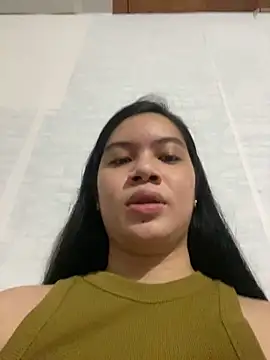 Snapshot of Hebefemme chatting on March 1, 2025, 3:05 pm Hebefemme online show from March 1, 2025, 3:05 pm