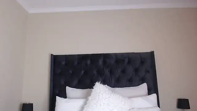 Snapshot of Sexynaughty_Gal chatting on November 7, 2025, 12:48 am Sexynaughty Gal online show from November 7, 2025, 12:48 am