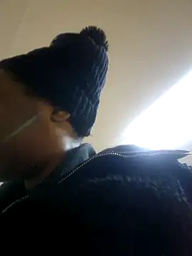 Sexynaughty Gal online show from April 17, 2026, 8:22 pm