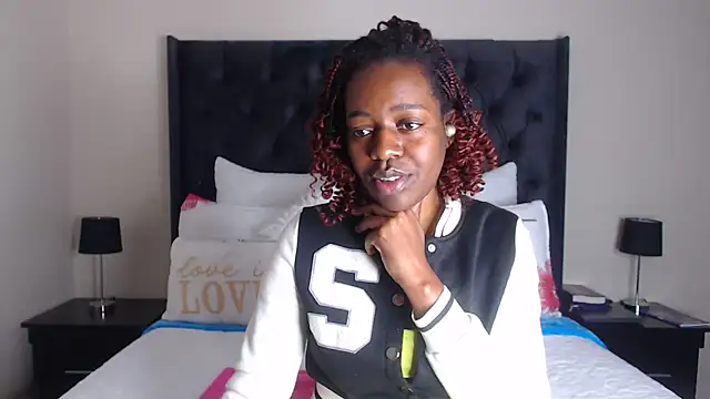 Snapshot of Sexynaughty_Gal chatting on November 18, 2025, 9:40 pm Sexynaughty Gal online show from November 18, 2025, 9:40 pm