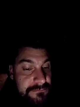 Snapshot of Dani199021 chatting on April 6, 2026, 7:31 am Dani199021 online show from April 6, 2026, 7:31 am