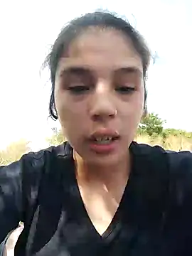 mariamac420 online show from December 18, 2024, 12:29 pm