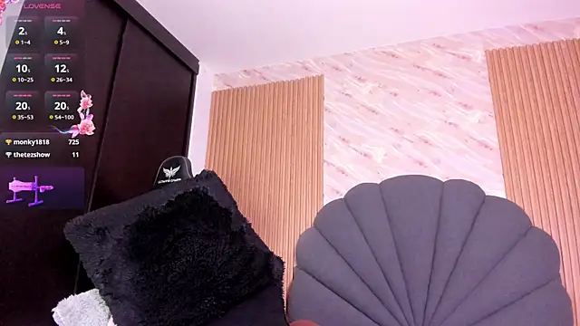Snapshot of karol_green_ chatting on May 29, 2026, 2:39 am karol green online show from May 29, 2026, 2:39 am
