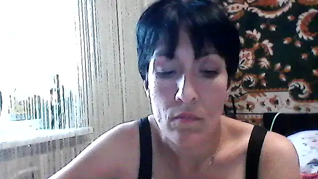 SunnyAmorre online show from June 10, 2026, 1:12 pm