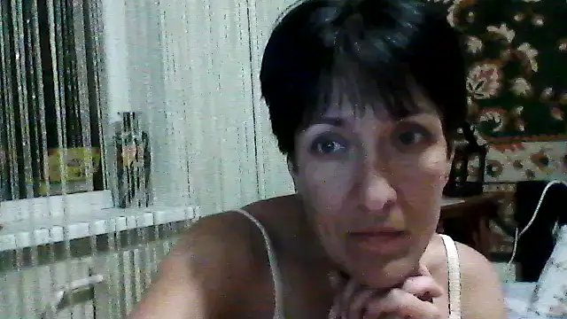 Snapshot of SunnyAmorre chatting on July 8, 2026, 9:15 pm SunnyAmorre online show from July 8, 2026, 9:15 pm