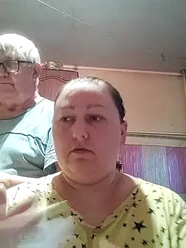 Rini333 online show from April 25, 2026, 5:10 pm