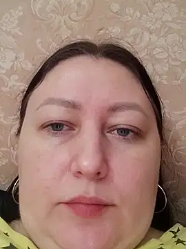 Snapshot of Rini333 chatting on May 11, 2026, 2:45 pm Rini333 online show from May 11, 2026, 2:45 pm