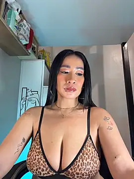 Snapshot of AsianMilfSheryl chatting on May 16, 2026, 10:36 am AsianMilfSheryl online show from May 16, 2026, 10:36 am