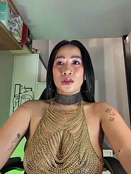 Snapshot of AsianMilfSheryl chatting on April 16, 2026, 7:31 am AsianMilfSheryl online show from April 16, 2026, 7:31 am
