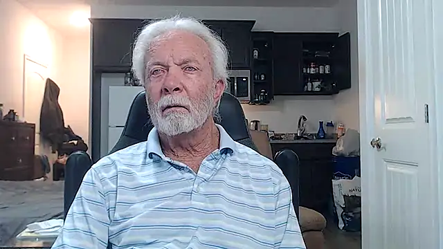 rockpoint69 online show from November 12, 2025, 11:19 pm