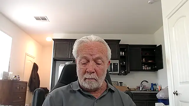 rockpoint69 online show from April 29, 2026, 3:38 pm