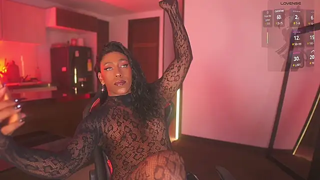 AmberRaus online show from February 10, 2026, 2:32 am