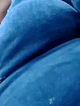 Srishtijain51 online show from December 6, 2024, 6:42 am