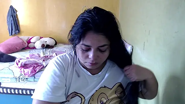 yulieth bbw online show from November 3, 2025, 12:53 pm