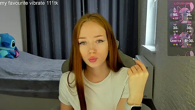 Snapshot of Hot_Mia_ chatting on March 11, 2025, 11:55 am Hot Mia online show from March 11, 2025, 11:55 am