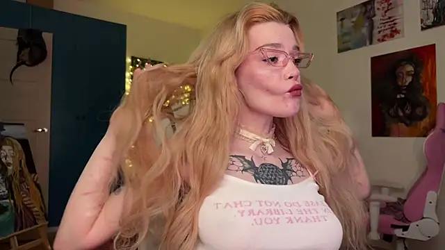 Snapshot of boobsybootie chatting on January 26, 2025, 10:02 pm boobsybootie online show from January 26, 2025, 10:02 pm