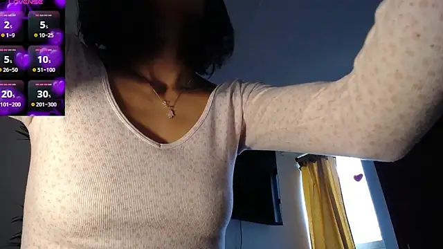 Snapshot of maggie_kay chatting on February 19, 2025, 2:44 pm maggie kay online show from February 19, 2025, 2:44 pm