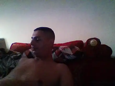 Snapshot of Iml22m chatting on October 9, 2025, 5:24 pm Iml22m online show from October 9, 2025, 5:24 pm