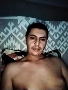 Snapshot of Iml22m chatting on October 28, 2025, 9:03 pm Iml22m online show from October 28, 2025, 9:03 pm