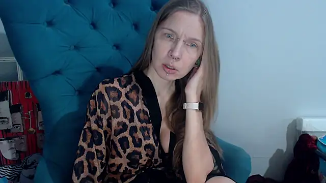 Snapshot of alexandra_zaryanova chatting on February 26, 2025, 5:42 pm alexandra zaryanova online show from February 26, 2025, 5:42 pm