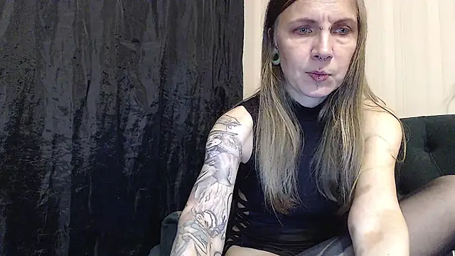Snapshot of alexandra_zaryanova chatting on September 10, 2025, 7:46 pm alexandra zaryanova online show from September 10, 2025, 7:46 pm
