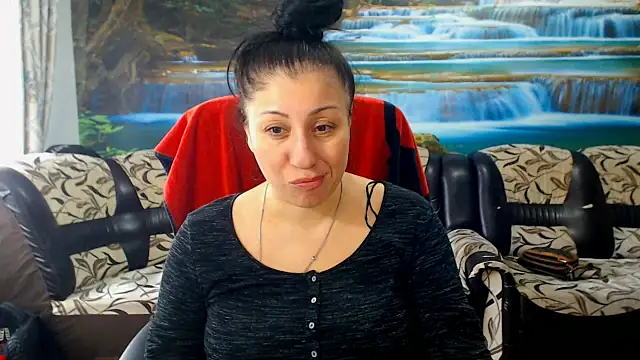 MoistMady online show from March 20, 2026, 6:25 am