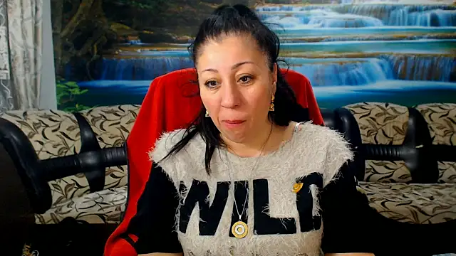 MoistMady online show from April 3, 2026, 3:35 am