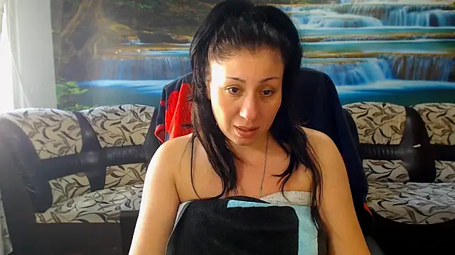 MoistMady online show from March 9, 2026, 1:36 pm