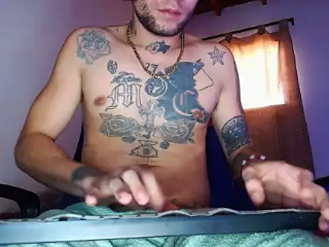 Snapshot of Christian_Stiven1 chatting on February 26, 2025, 7:42 pm Christian Stiven1 online show from February 26, 2025, 7:42 pm