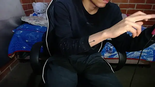 Snapshot of ricksamm chatting on February 10, 2026, 11:42 am ricksamm online show from February 10, 2026, 11:42 am