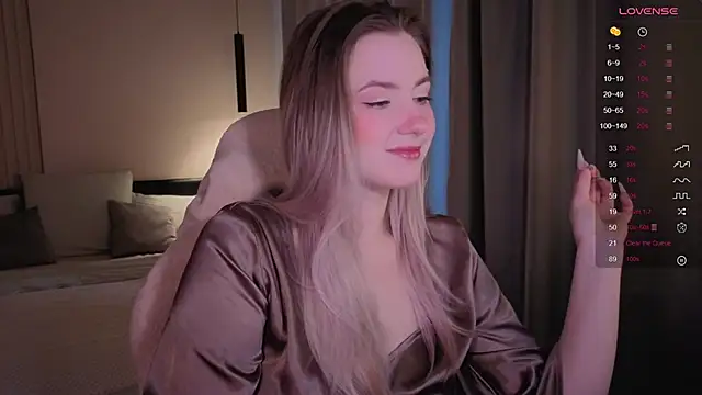 elinanortas online show from December 18, 2025, 4:17 am