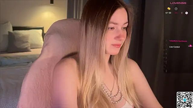 elinanortas online show from November 25, 2025, 5:41 am