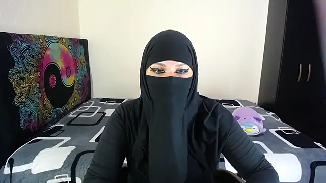 evelyn  salah online show from March 26, 2026, 9:56 pm