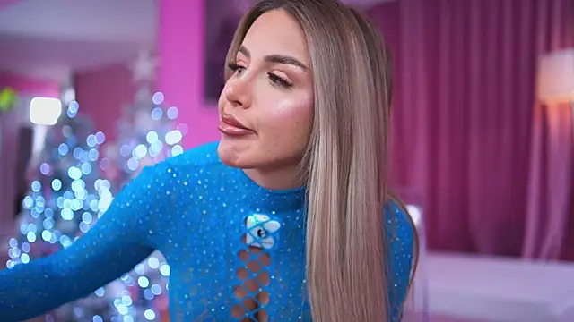 AshleySinn online show from December 20, 2025, 10:07 am