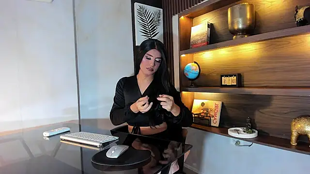 Scarleett 22 online show from May 17, 2026, 12:16 pm