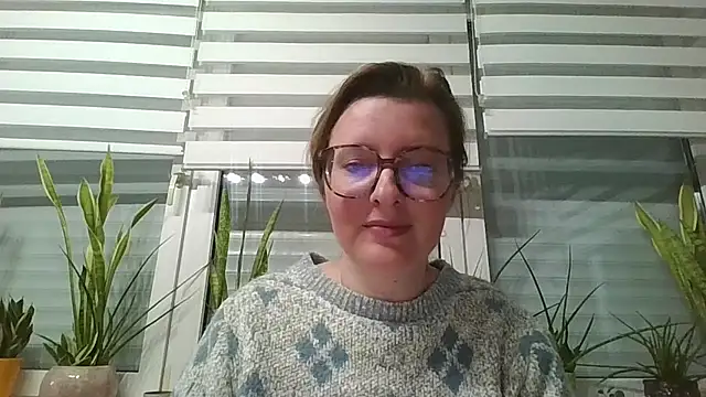 Snapshot of LiquidLeonie chatting on March 31, 2026, 12:12 am LiquidLeonie online show from March 31, 2026, 12:12 am