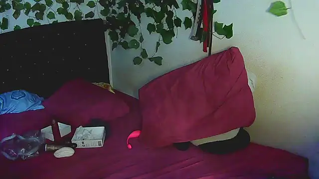 fresa caliente online show from March 8, 2025, 10:24 pm