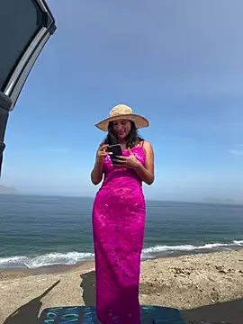 Snapshot of sexi_noemi chatting on April 7, 2026, 2:30 pm sexi noemi online show from April 7, 2026, 2:30 pm