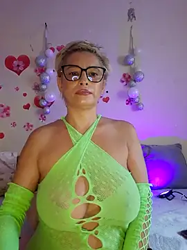 BellaBellaHot online show from September 27, 2025, 9:48 am