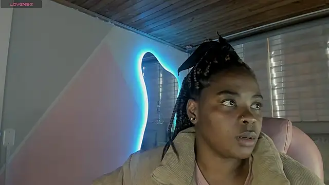 Snapshot of aleja17_xxx chatting on September 25, 2025, 7:31 pm aleja17 xxx online show from September 25, 2025, 7:31 pm