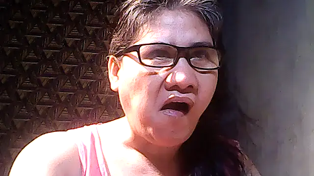 sweetsosie18 online show from November 30, 2025, 10:38 am