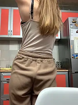 SeducingYoghourt online show from January 19, 2025, 3:42 pm