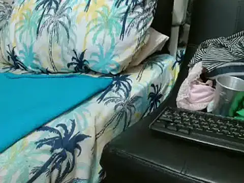 sharlot003 online show from March 2, 2025, 11:09 am