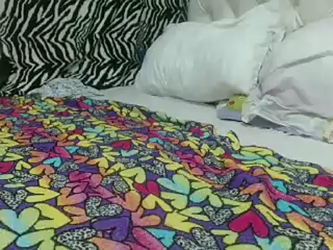 sharlot003 online show from January 28, 2025, 11:49 am