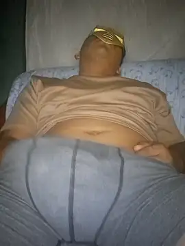 Snapshot of Efrain2090 chatting on September 22, 2025, 8:53 am Efrain2090 online show from September 22, 2025, 8:53 am